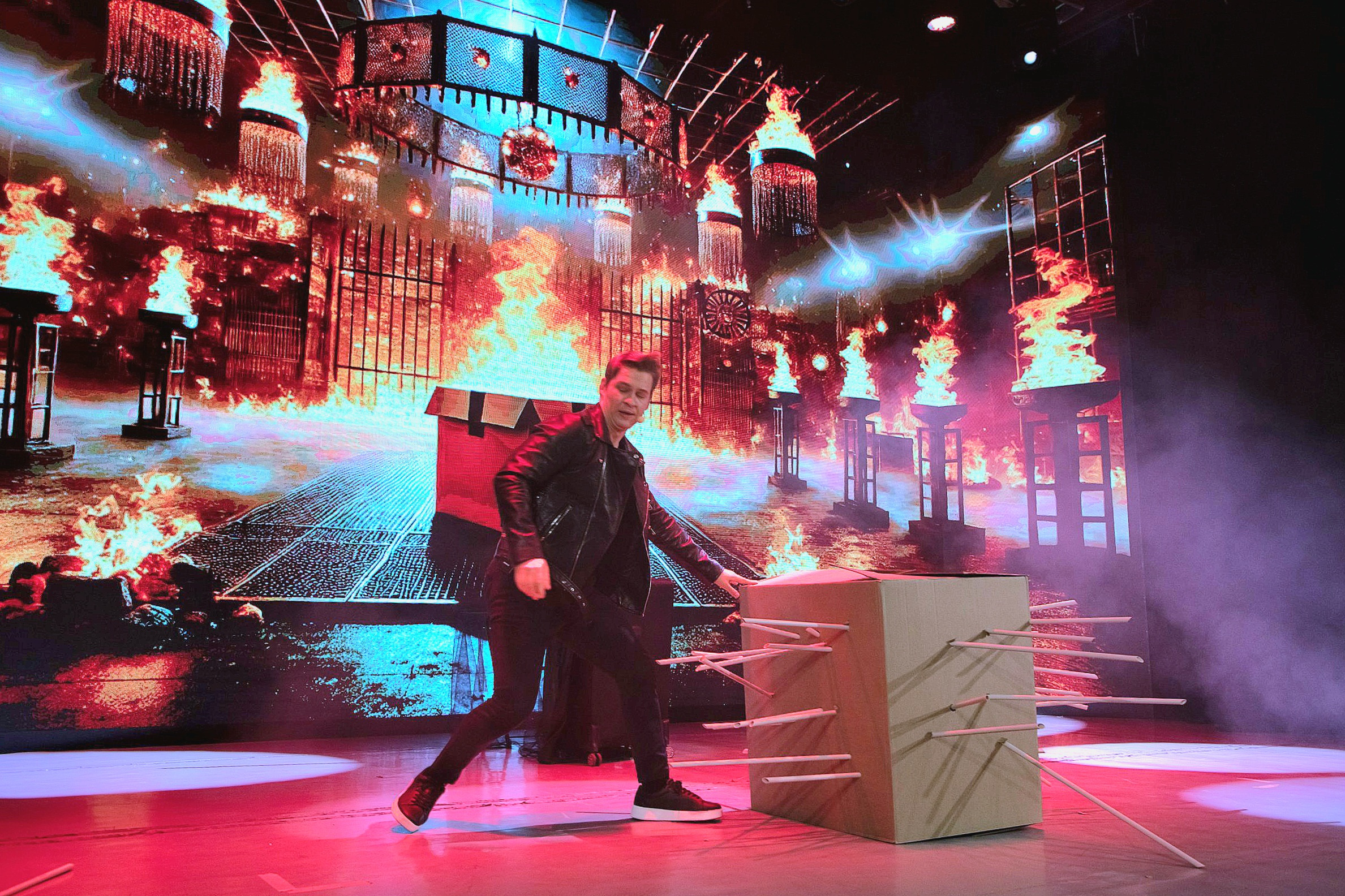 Прокалывание человека