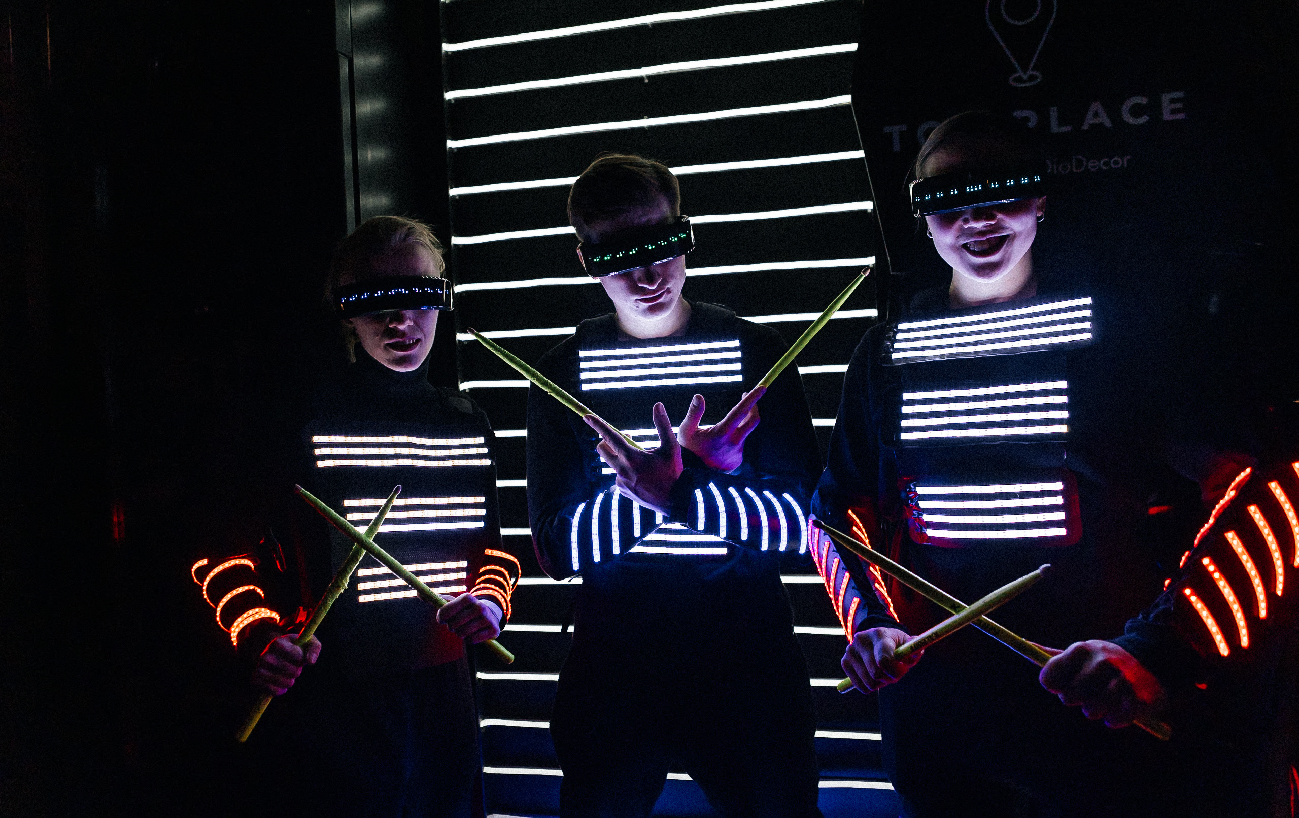 Барабанное шоу Драйв бит на Top Place