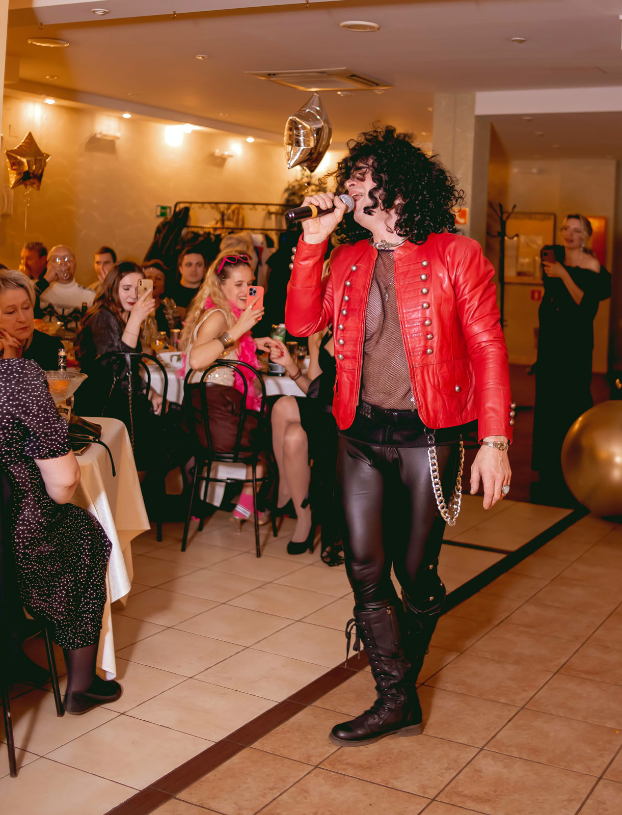 Образ Валерия Леонтьева