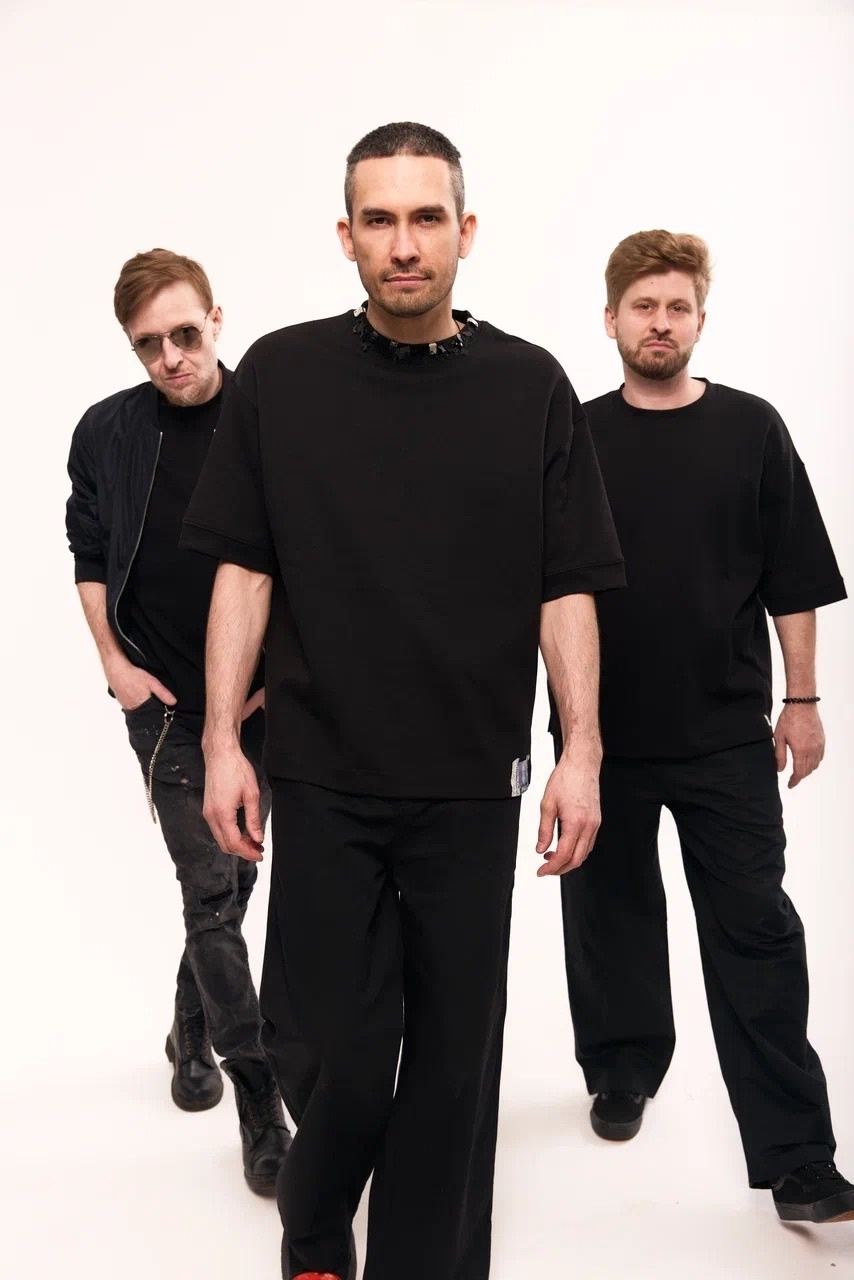 ЧЕРНАЯ ИКРА