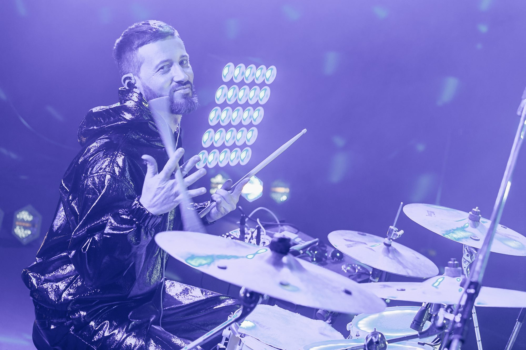 Кавер-группа с барабанами ШоуROOM