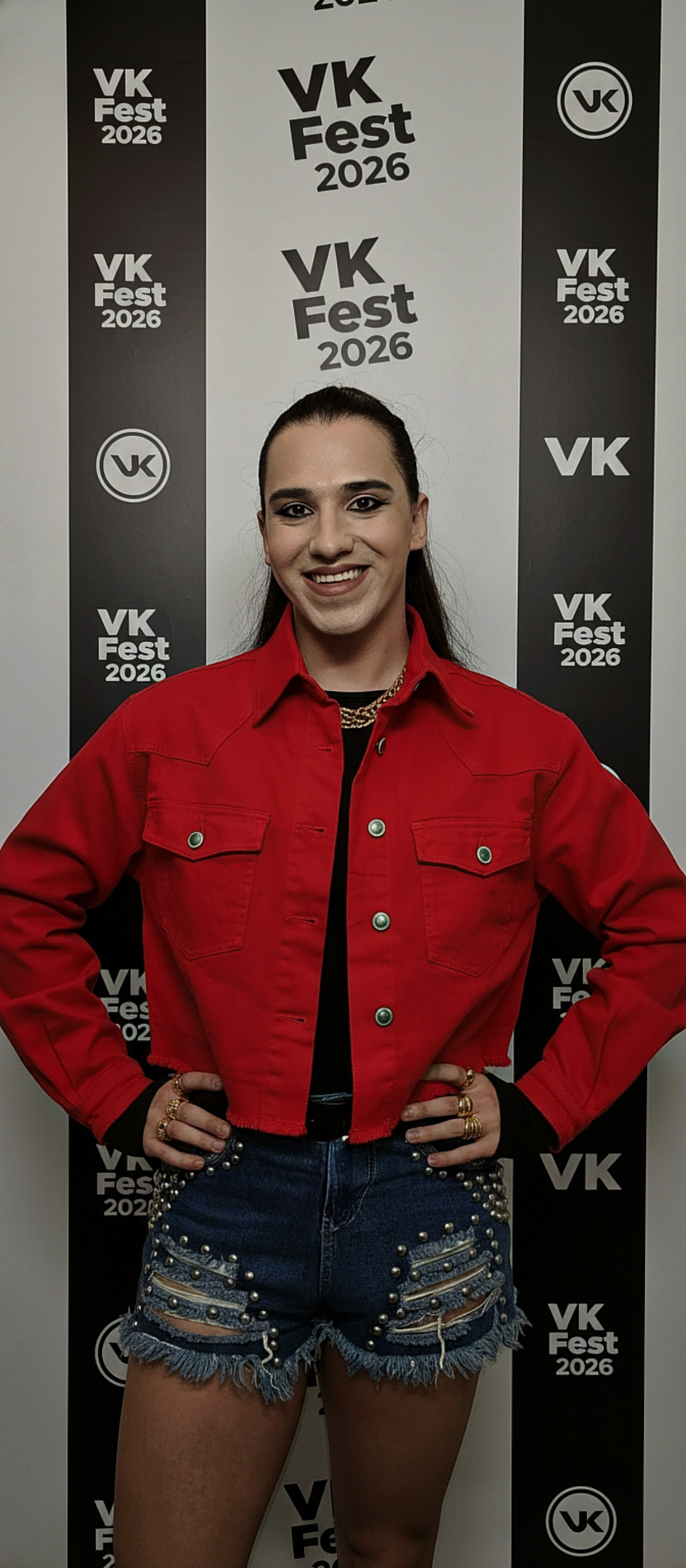 Slava Volk Певец