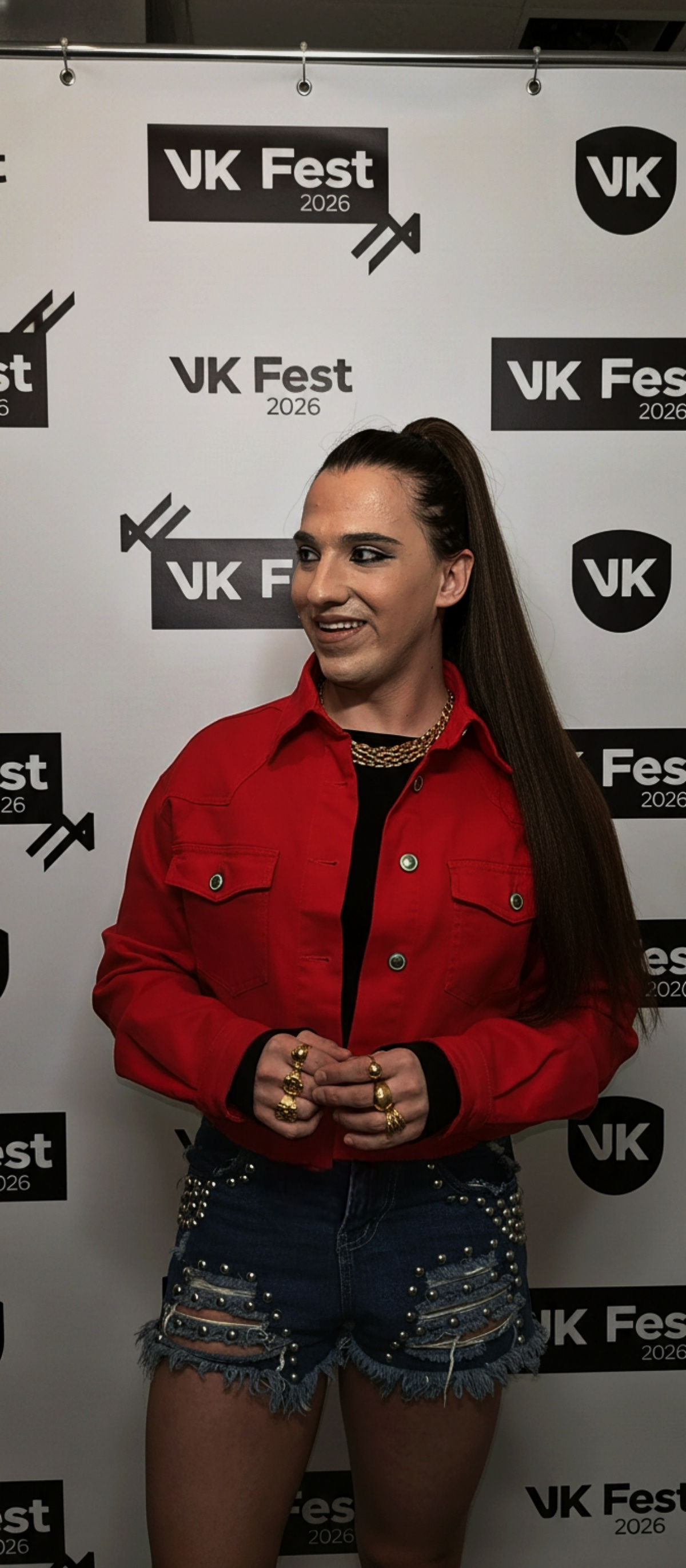 Slava Volk Певец
