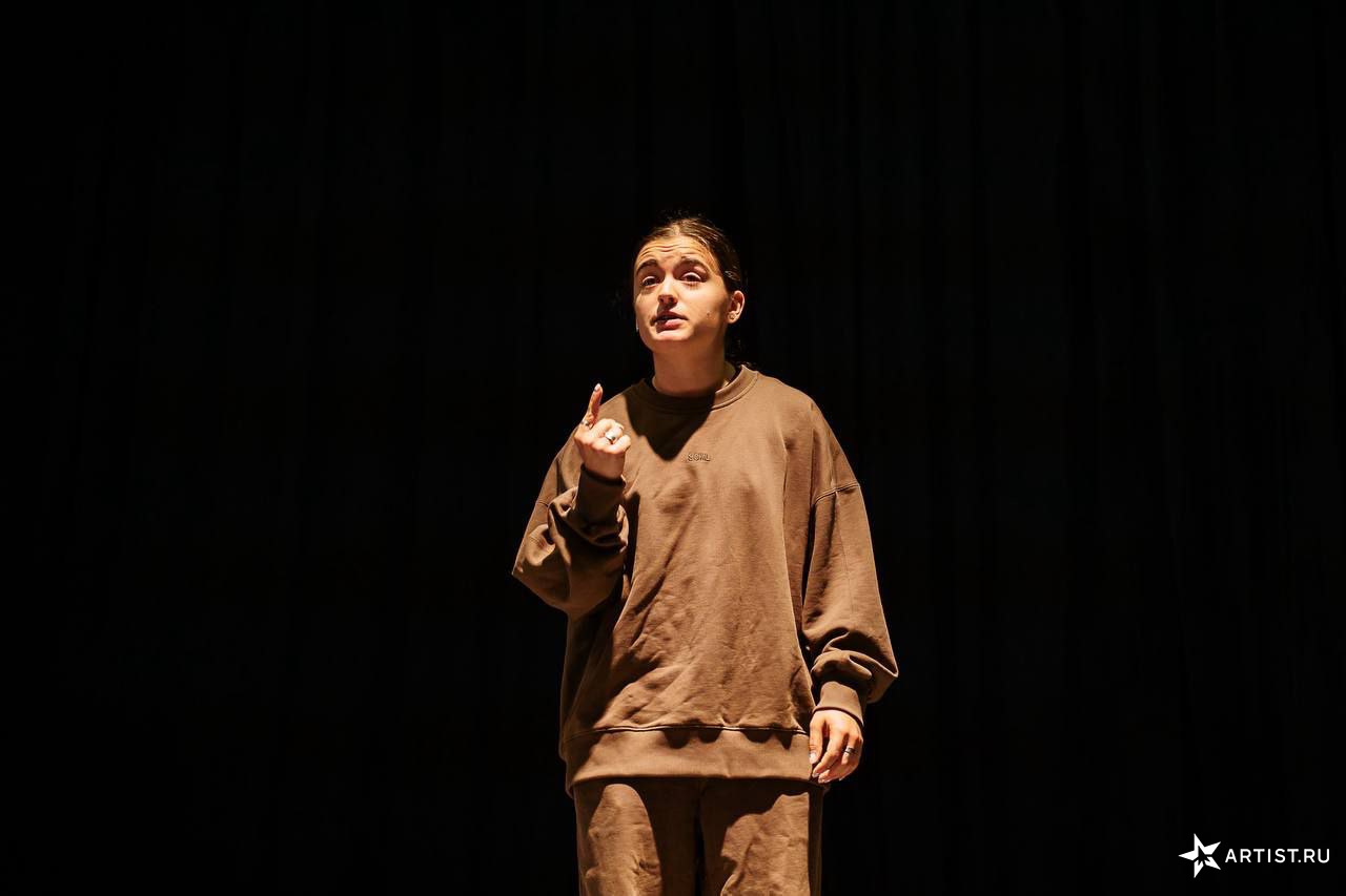 МАМА, ПОСТУЧИСЬ В ДВЕРЬ!