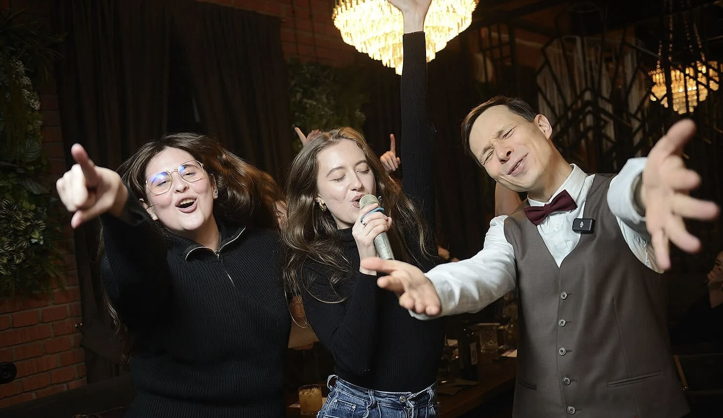 Музыкальный Квиз Угадай мелодию