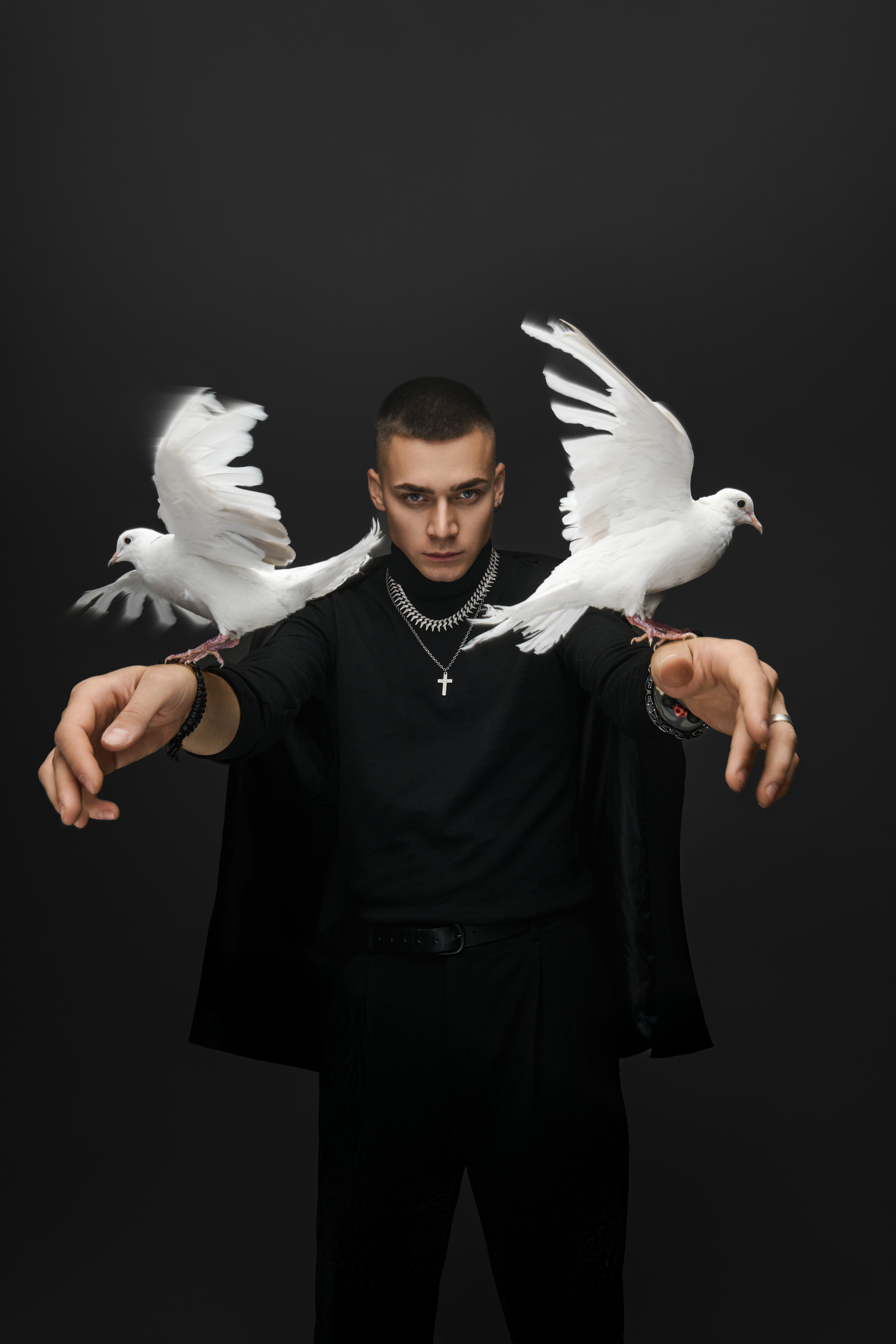 DIMAGIC — Дмитрий Сергиевский, фокусник-иллюзионист