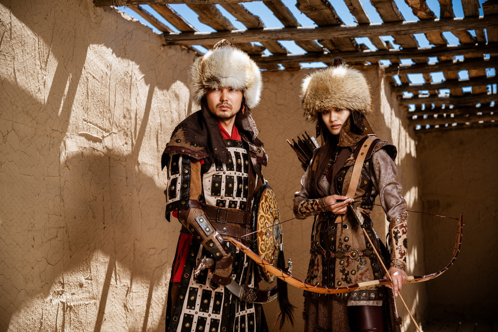 Девушка воин - МергенСулу и казахский воин - батыр