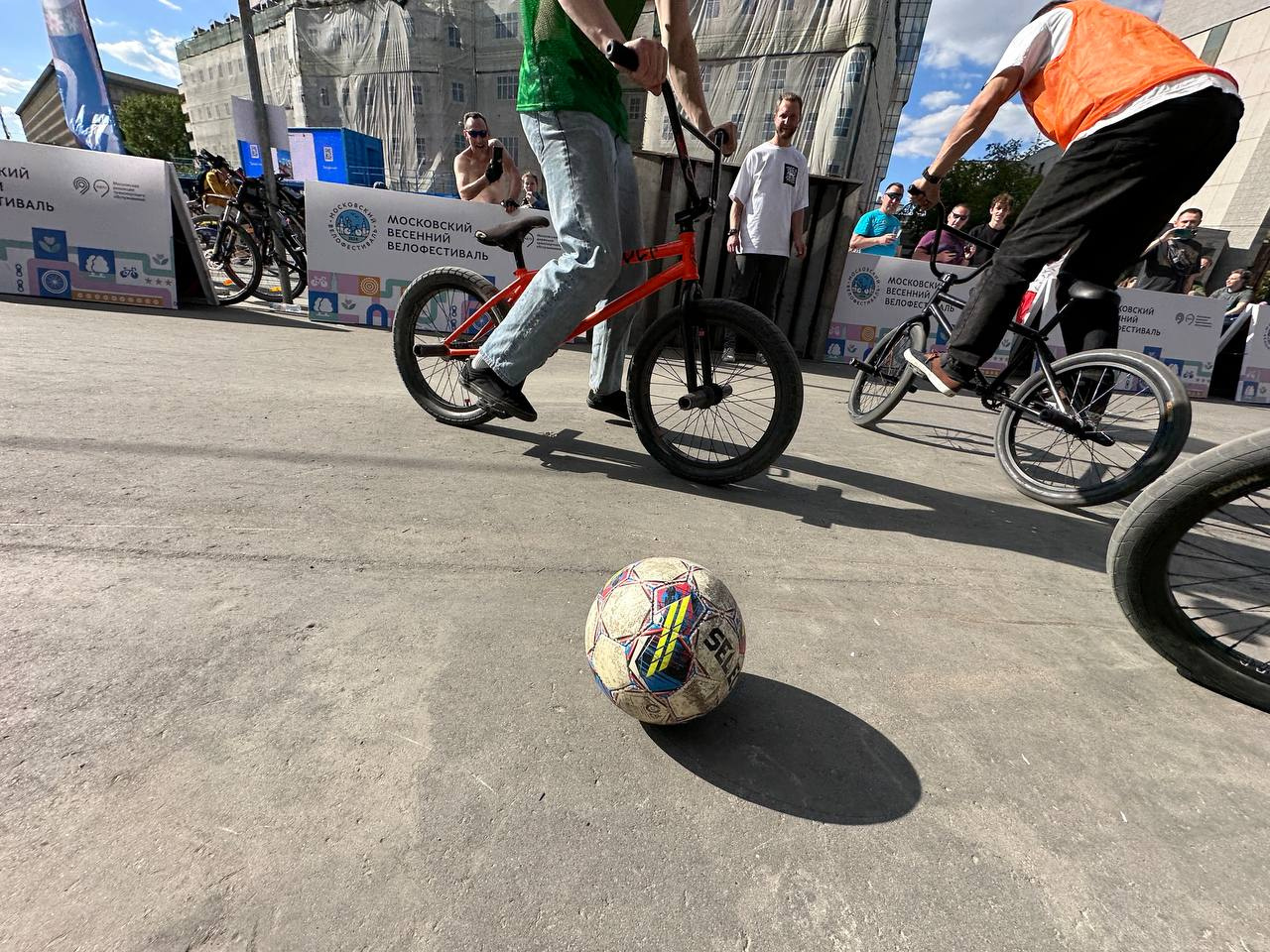 Bicycle-football