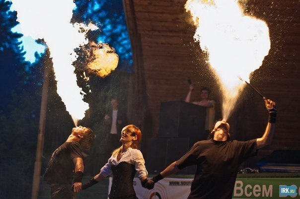 Огненное шоу от Таи Лисовой в Москве