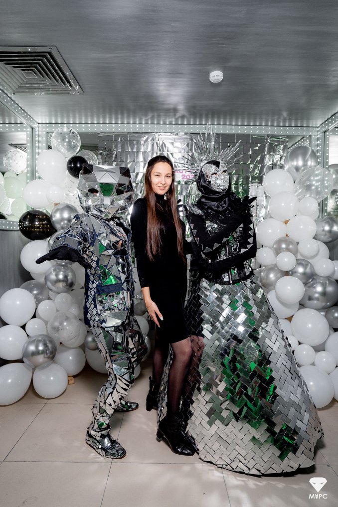 Зеркальные люди / Велком