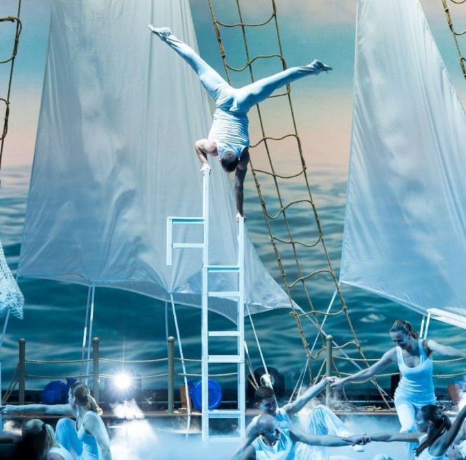 Эквилибр на стульях