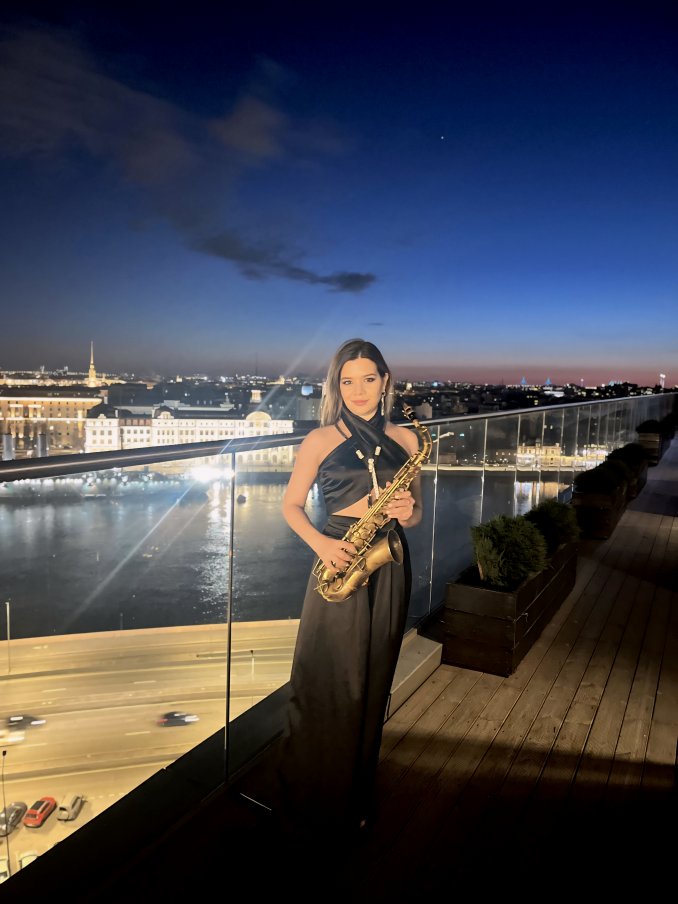 Саксофонистка на мероприятие Живая музыка Спб
