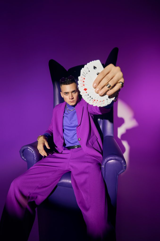 DIMAGIC — Дмитрий Сергиевский, фокусник-иллюзионист