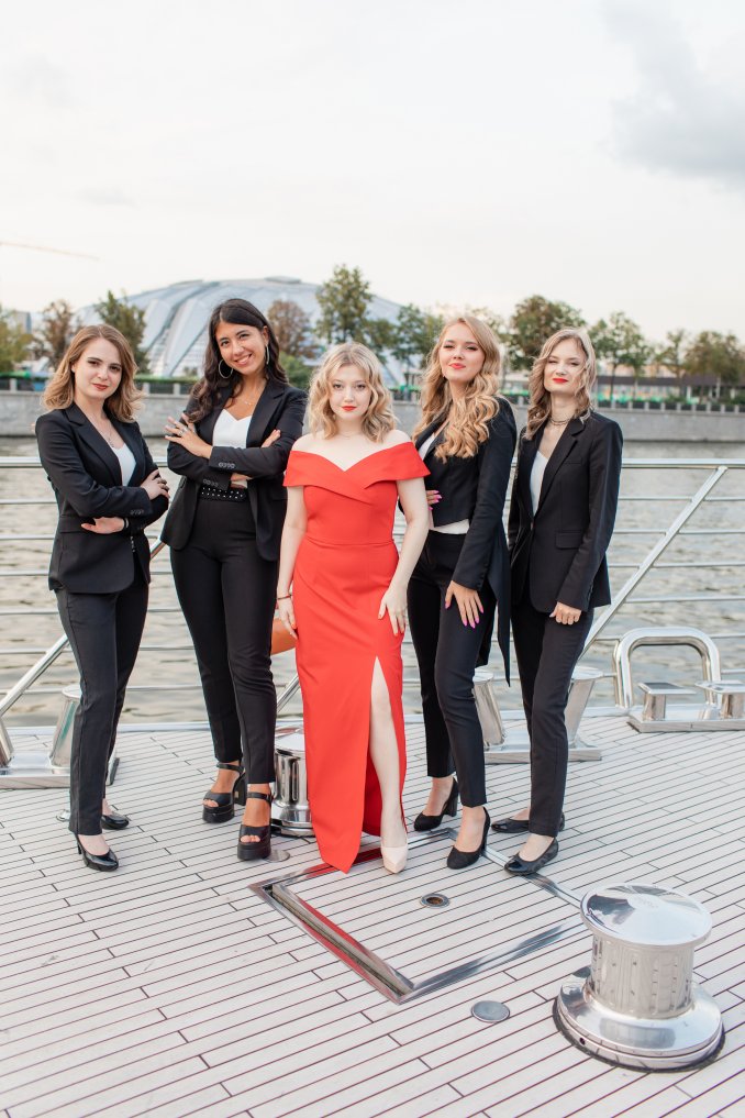 Женская кавер-группа Casa al mare