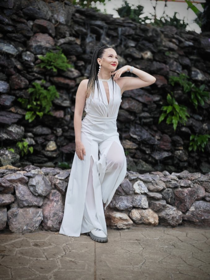 Костюм "белый вихрь"