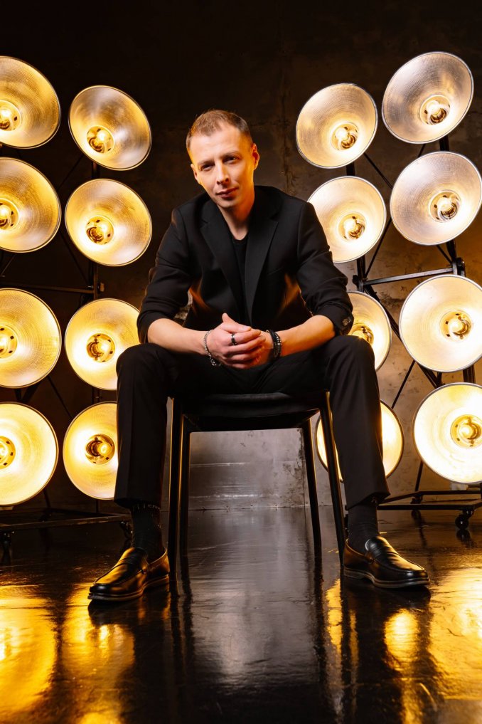 бас гитарист AUDIO BOX