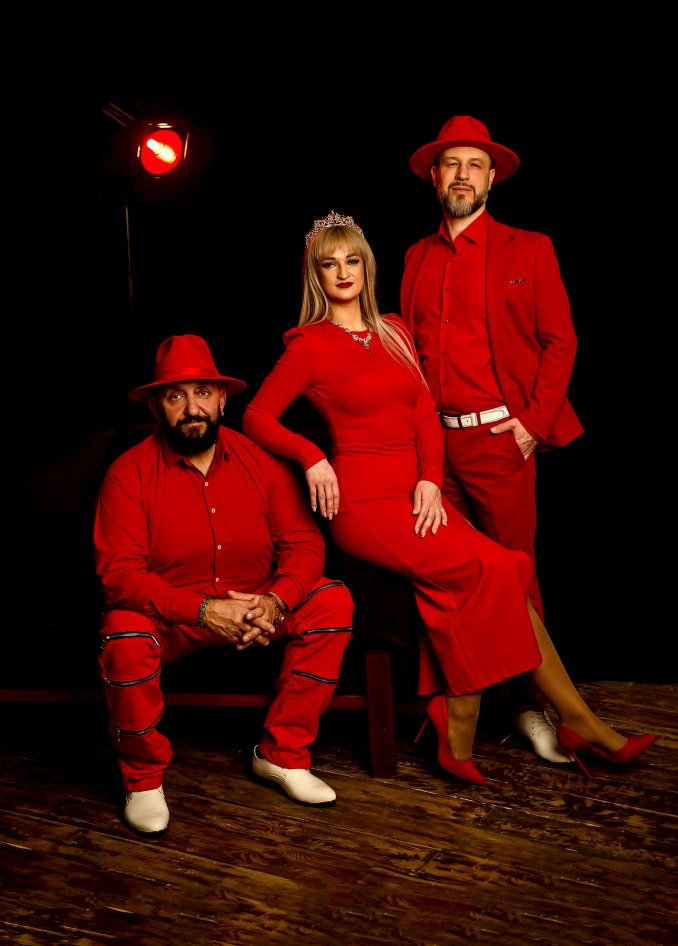 Образ в КРАСНОМ