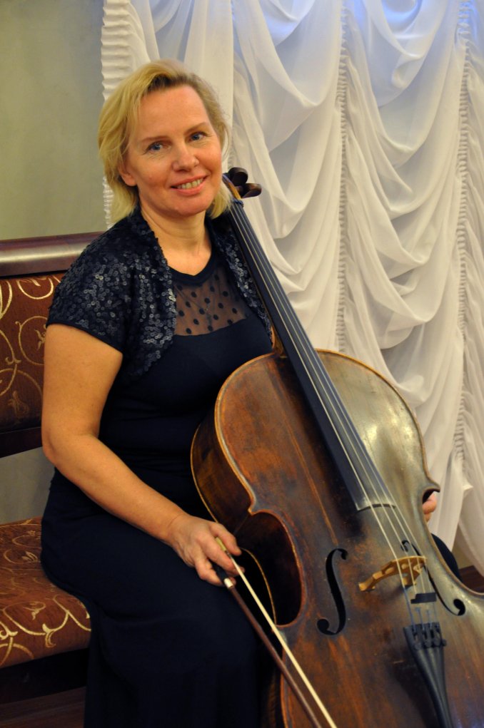 Надежда Тиханович-виолончель