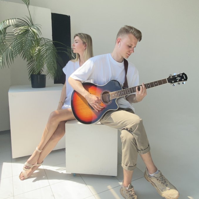 Acoustic duo ANSER