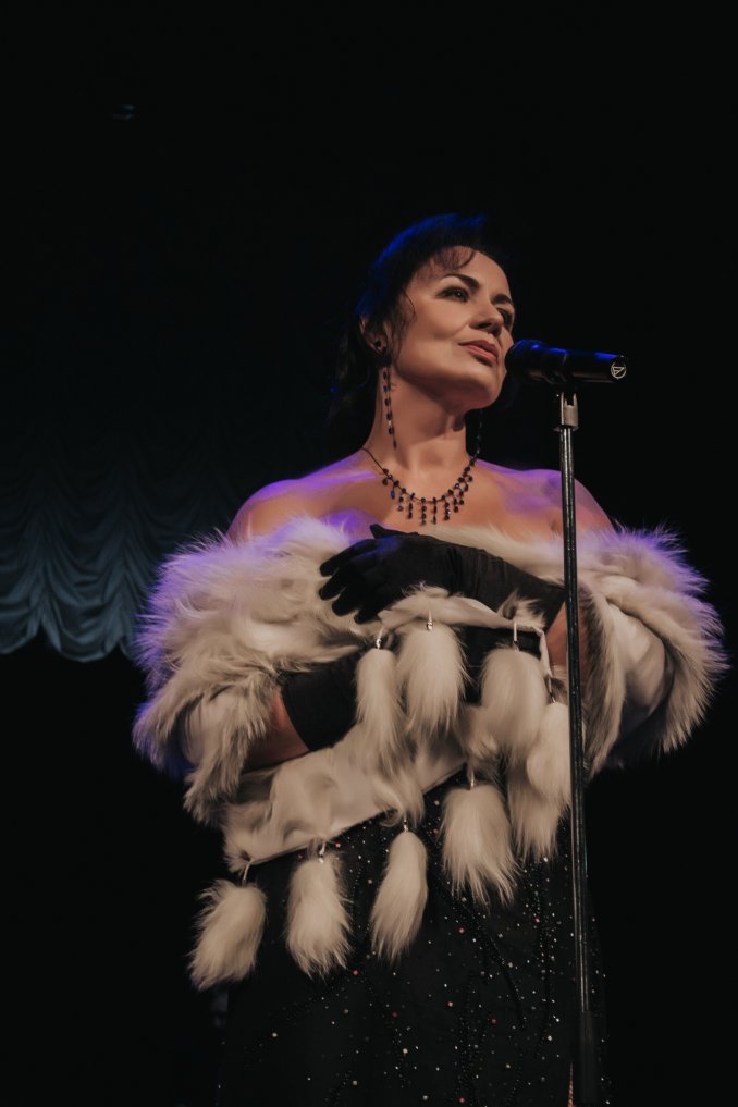 Singer Elena Likhacheva