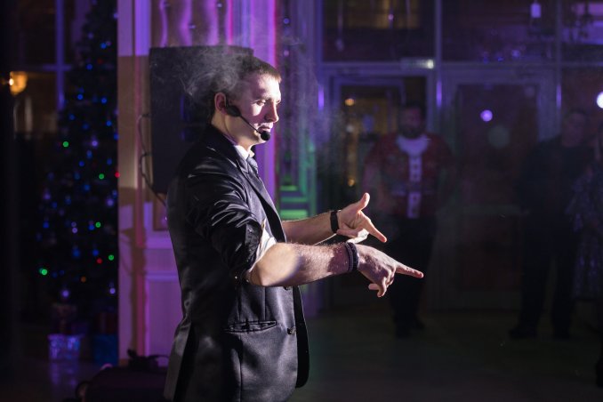 Illusionist Anatoliy Koryakin (Tula oblast)