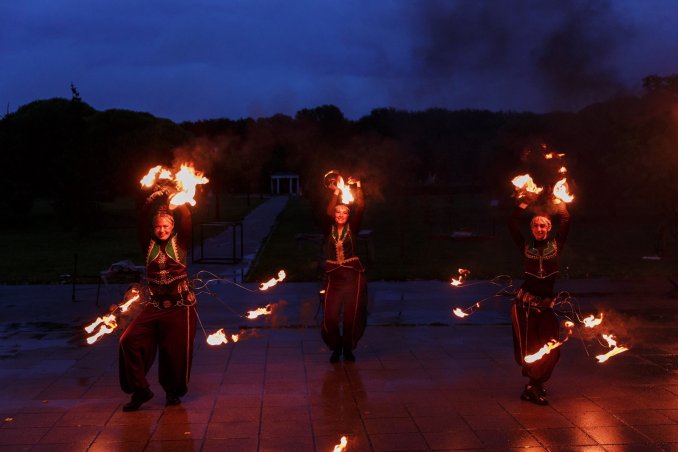 Фаер шоу на праздник